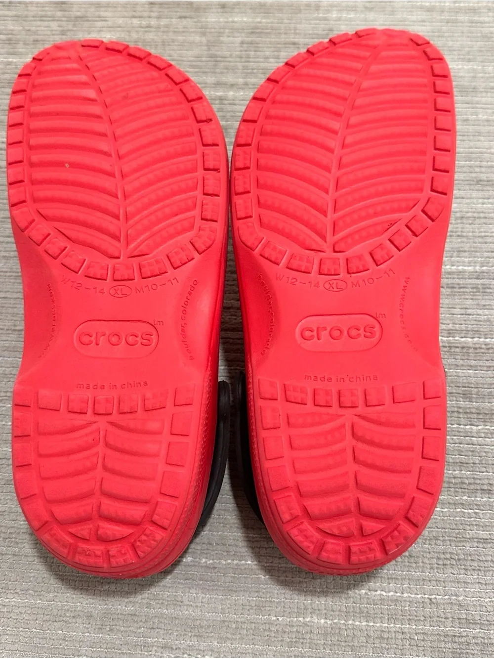Crocs Classic Disney Mickey Mouse Clogs Red Black Strap Men 10-11 Women 12-14 XL
